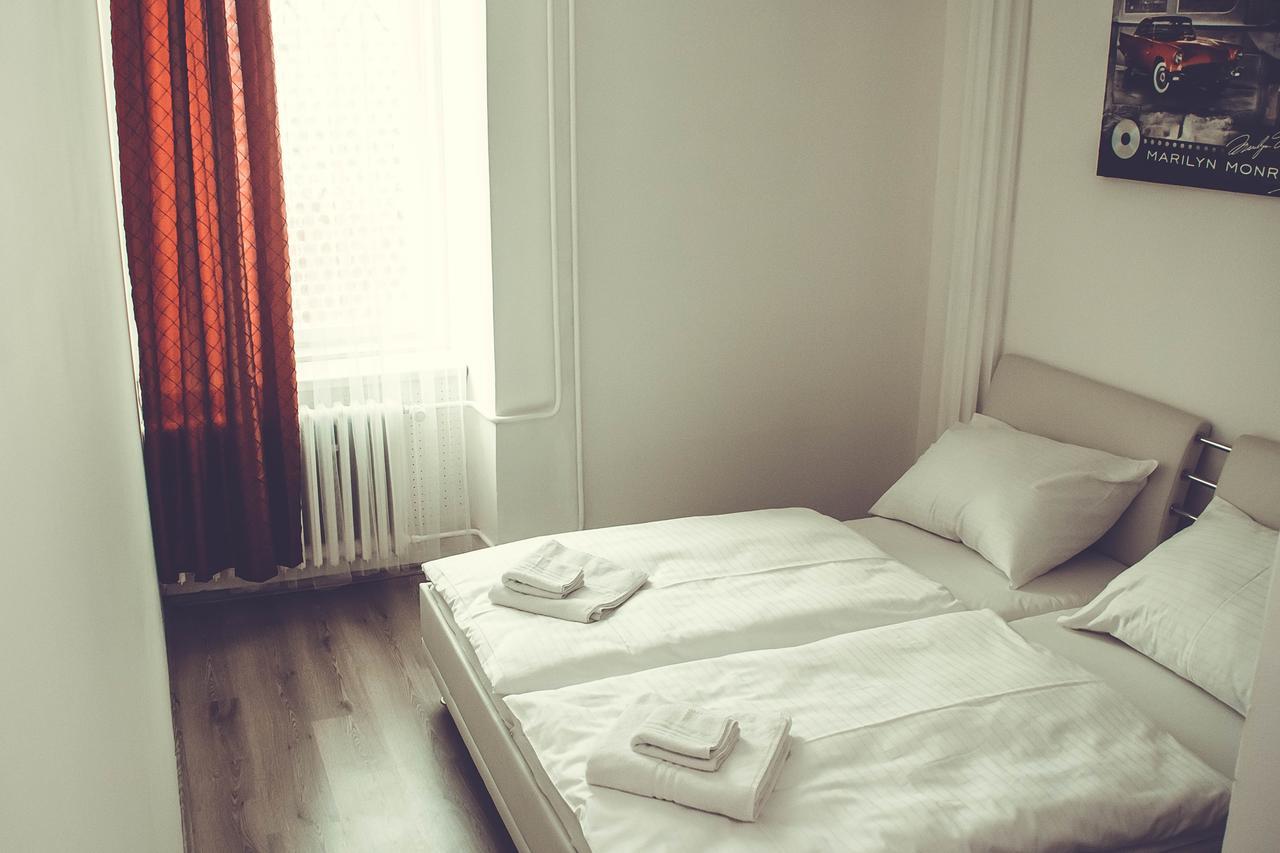 Hostel Ibex Praha Bagian luar foto