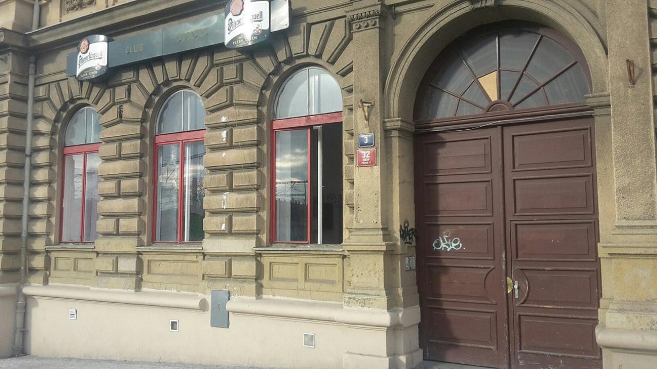 Hostel Ibex Praha Bagian luar foto
